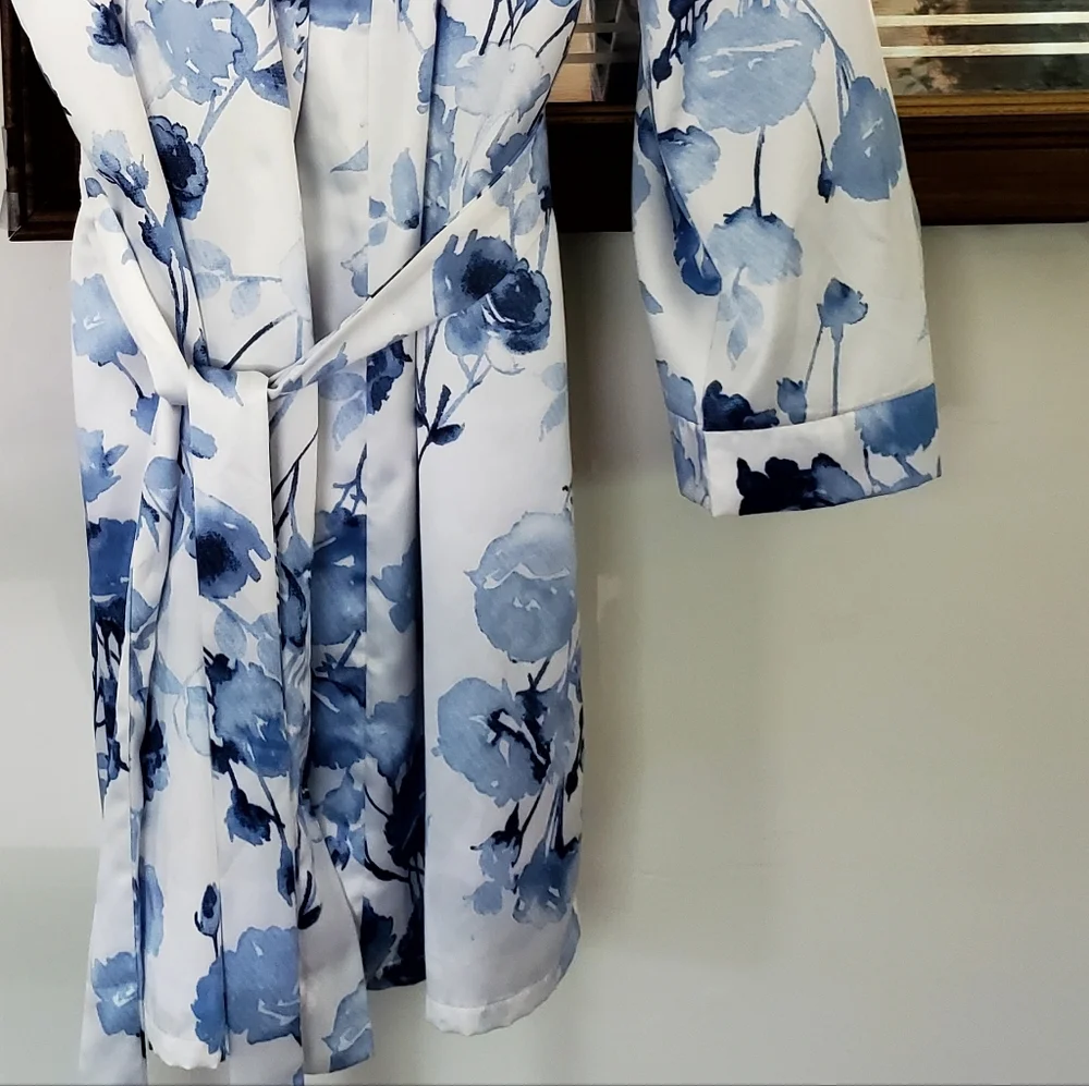 Small Secret Treasures nightie set - Picture 2 of 4